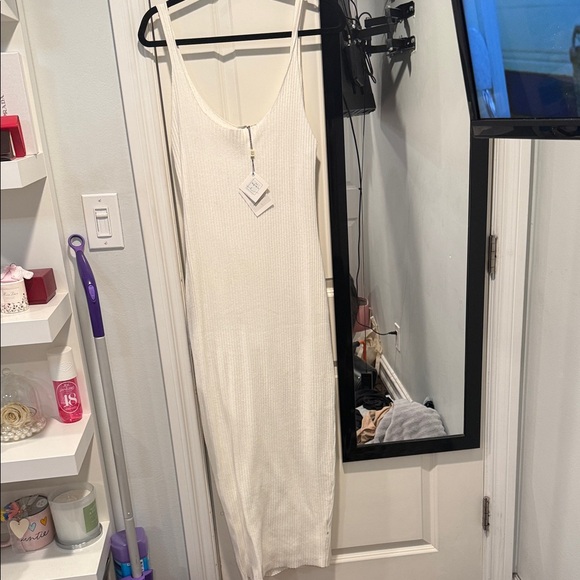 By Egreis Dresses & Skirts - White Ribbed Tank Midi Dress